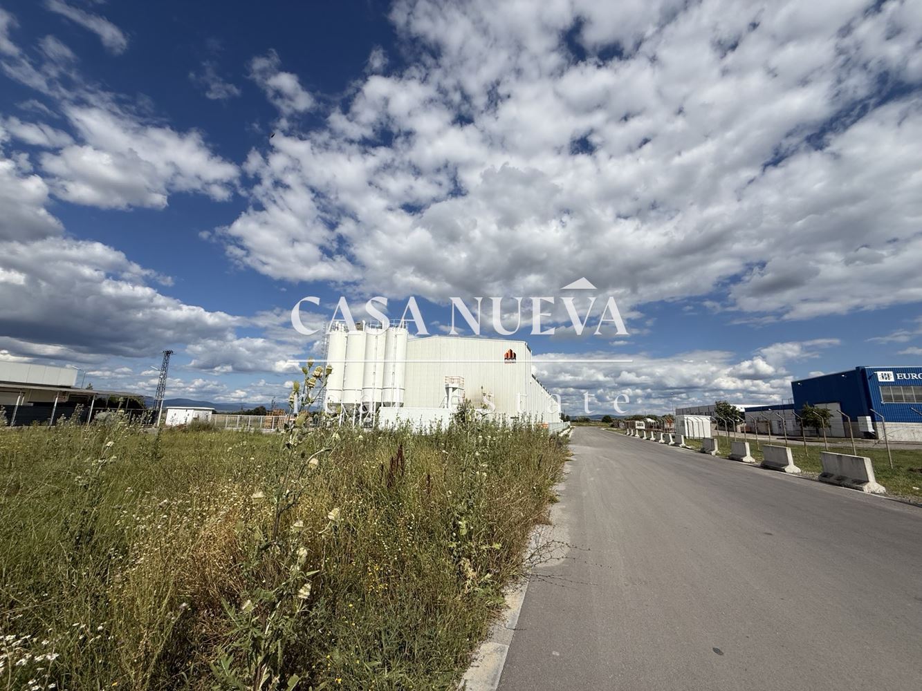 Парцел в с.Равно поле, София